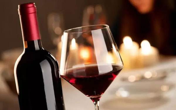 上海經(jīng)營(yíng)酒類(lèi)商品許可證辦理時(shí)需要注意什么